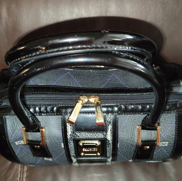 Elcanto Boston type top handle bag - Picture 2 of 13
